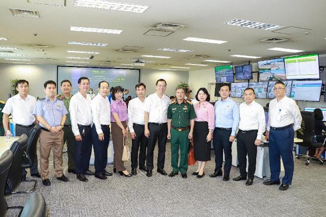 Đoàn giám sát của Ủy ban Thường vụ Quốc hội làm việc tại Cảng HKQT Tân Sơn Nhất